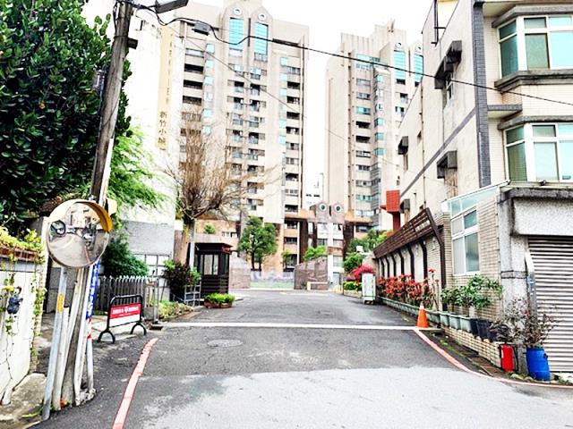 北區法拍大樓-5