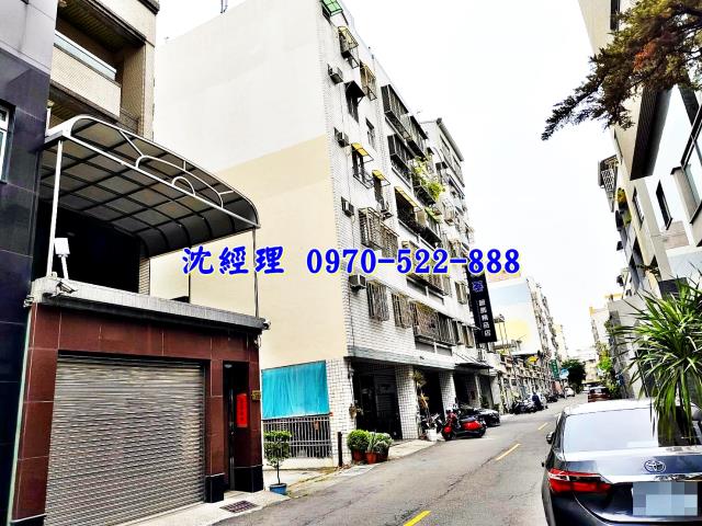 東區法拍華廈-1