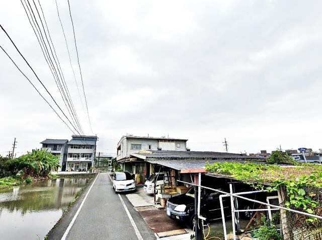 五結中正路二段農舍