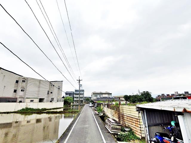 五結中正路二段農舍