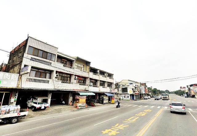 林內鄉中正路透天店面