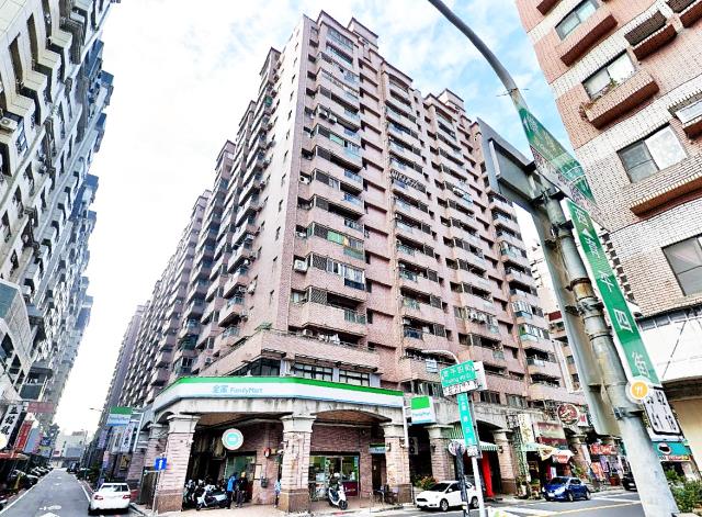 安平區育平路地中海