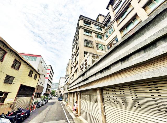 湖口鄉興華街電梯三房