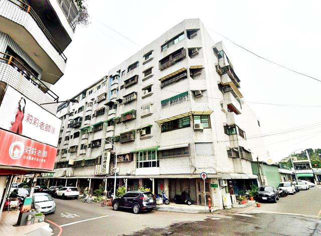 嘉義市東區嘉北街四房