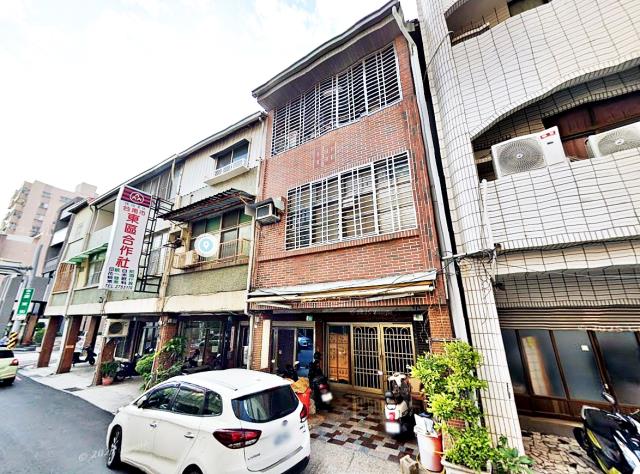 台南市東區慶東街透天