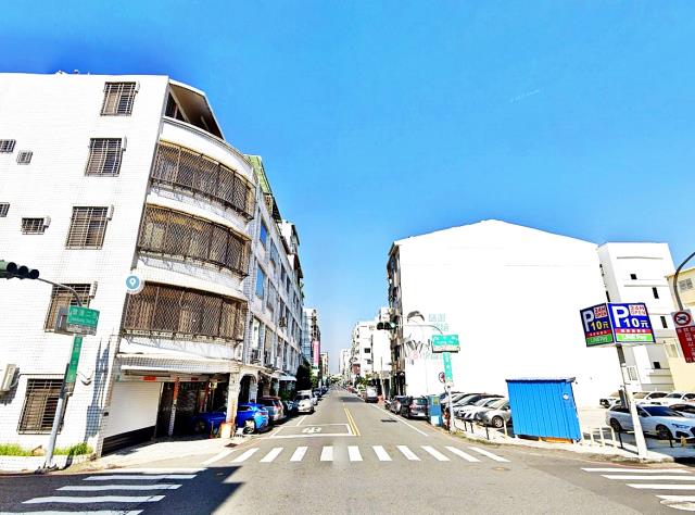 安平區健康二街透天