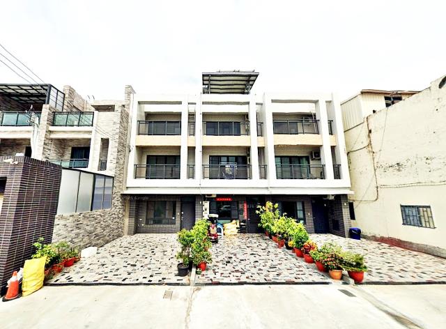 麥寮鄉華偉街3年別墅