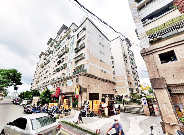 斗六市莊敬路兩房