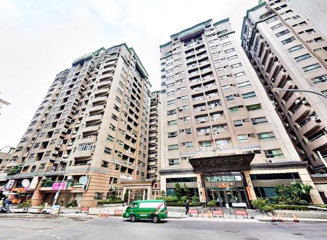 鄉城桂花鄉三房車位