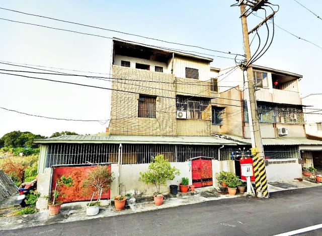 官田區中山路二段透天