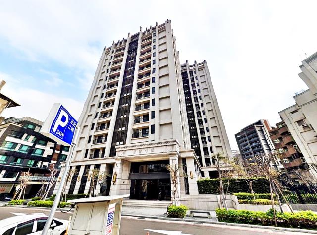 寶睿市政3房2平車
