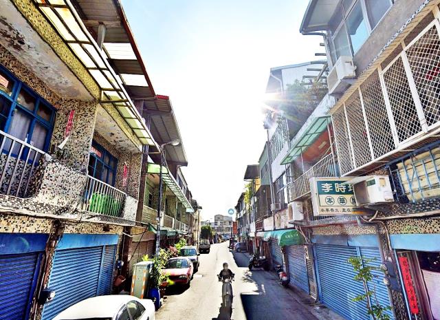 竹南新興街雙戶透天