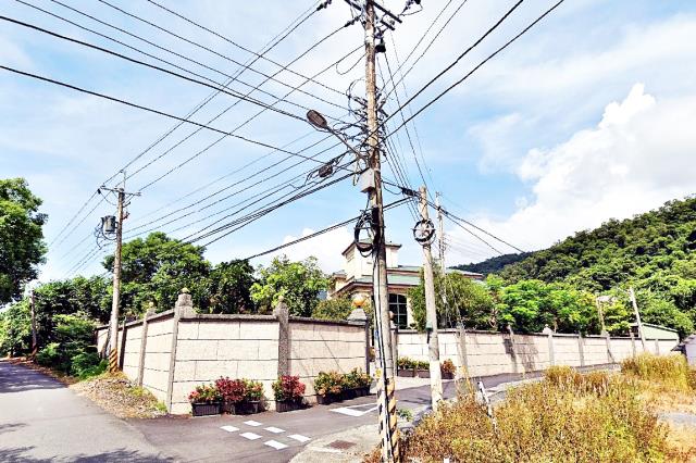 頭城鎮拔雅路RC別墅